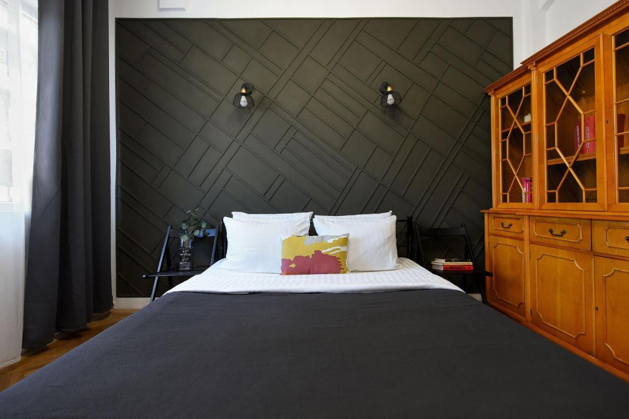 Stylish & Spacious Apartment Near The Old Town - A Touch Of History, A Dash Of Modernity ブカレスト エクステリア 写真