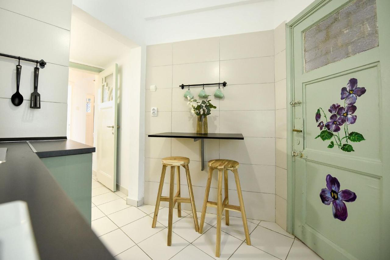 Stylish & Spacious Apartment Near The Old Town - A Touch Of History, A Dash Of Modernity ブカレスト エクステリア 写真